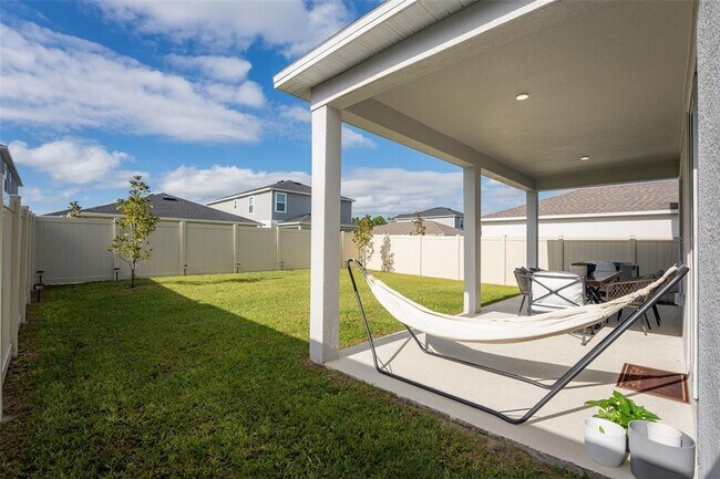 Building Photo - 3198 Sanctuary Dr