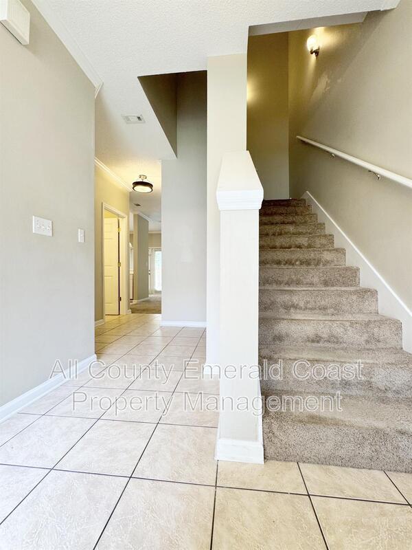 Building Photo - 732 E Mack Bayou Dr