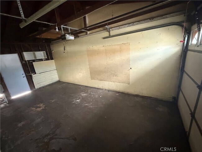 Building Photo - 1459 S Euclid Ave