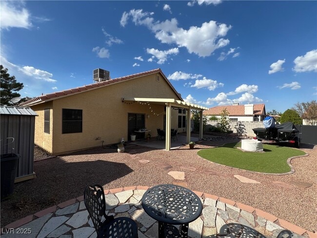 Building Photo - 4325 Silvercrest Ct
