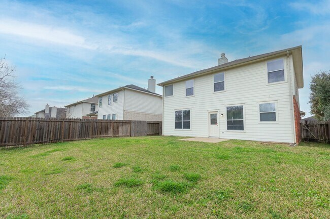 Building Photo - 16626 Pademelon Dr