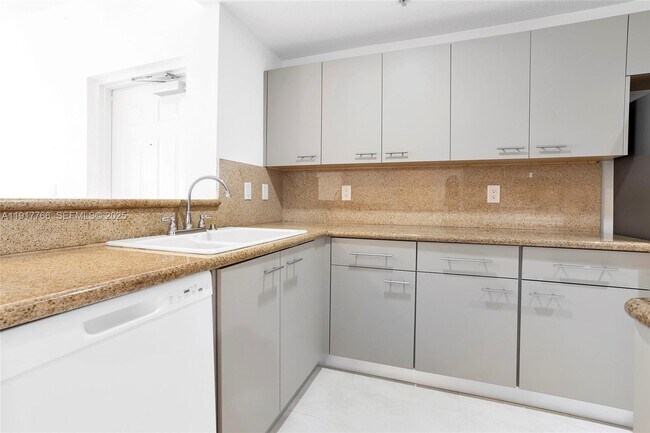 Building Photo - 6670 NW 114th Ave