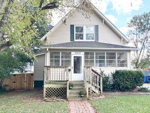 Building Photo - Alcoa 37701 - 3 bedroom 2 bath - call Jere...