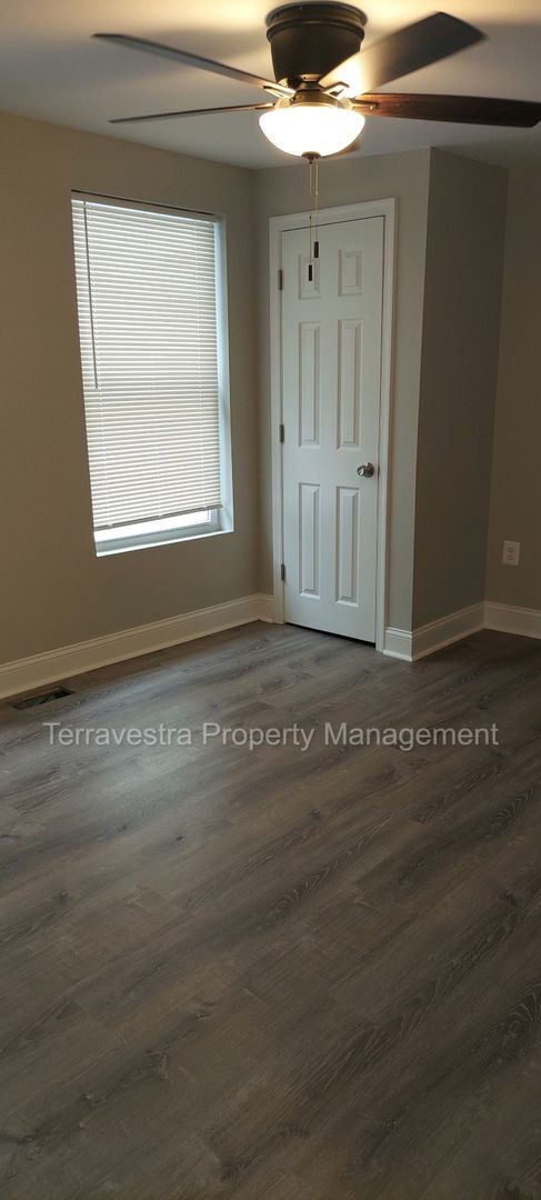 Building Photo - 314-316 S 4th St