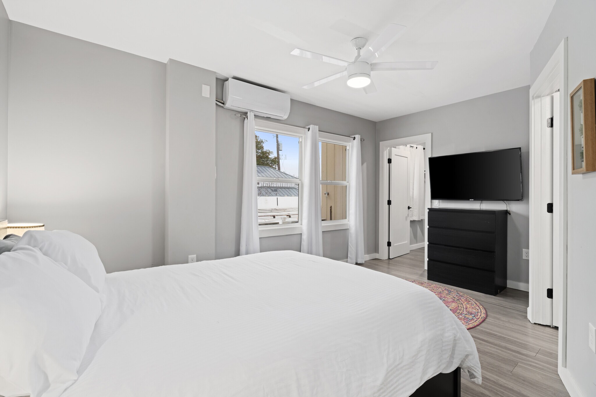 Building Photo - 2644 33rd St
