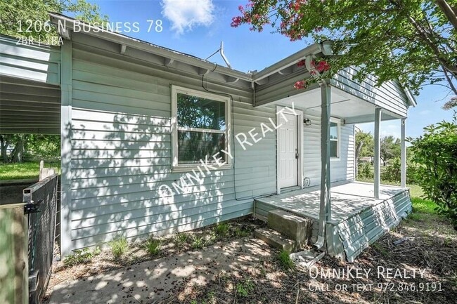 Building Photo - 1206 N Texas 78 Business