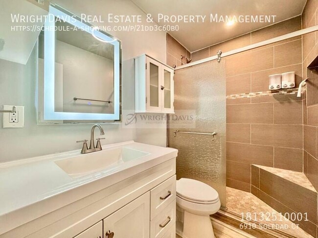 Building Photo - 6910 Soledad Ct