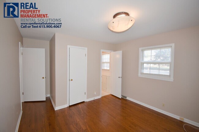 Building Photo - Charming 3bd ranch style home in Murfreesboro with large backyard!