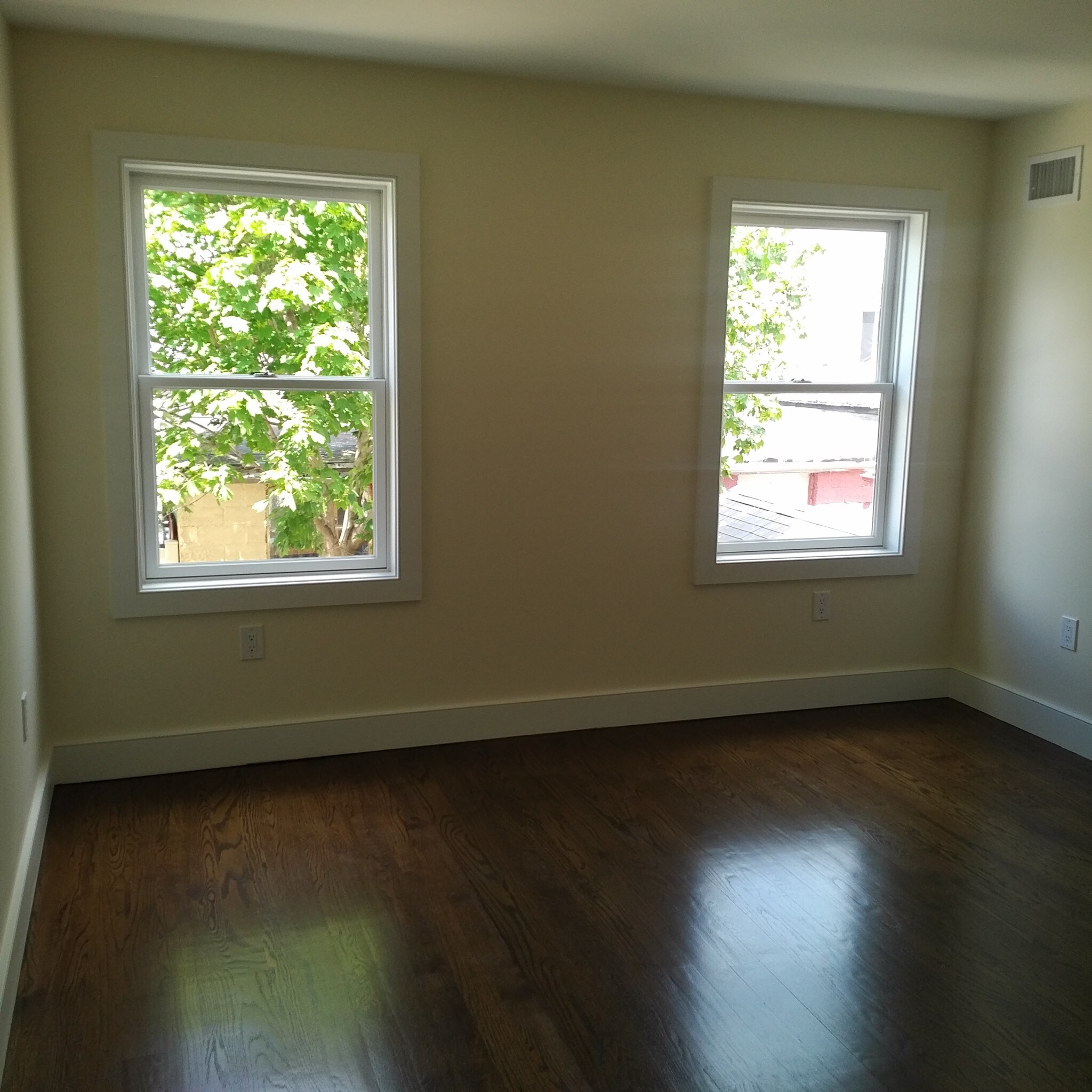 Building Photo - 6119 Newkirk Ave