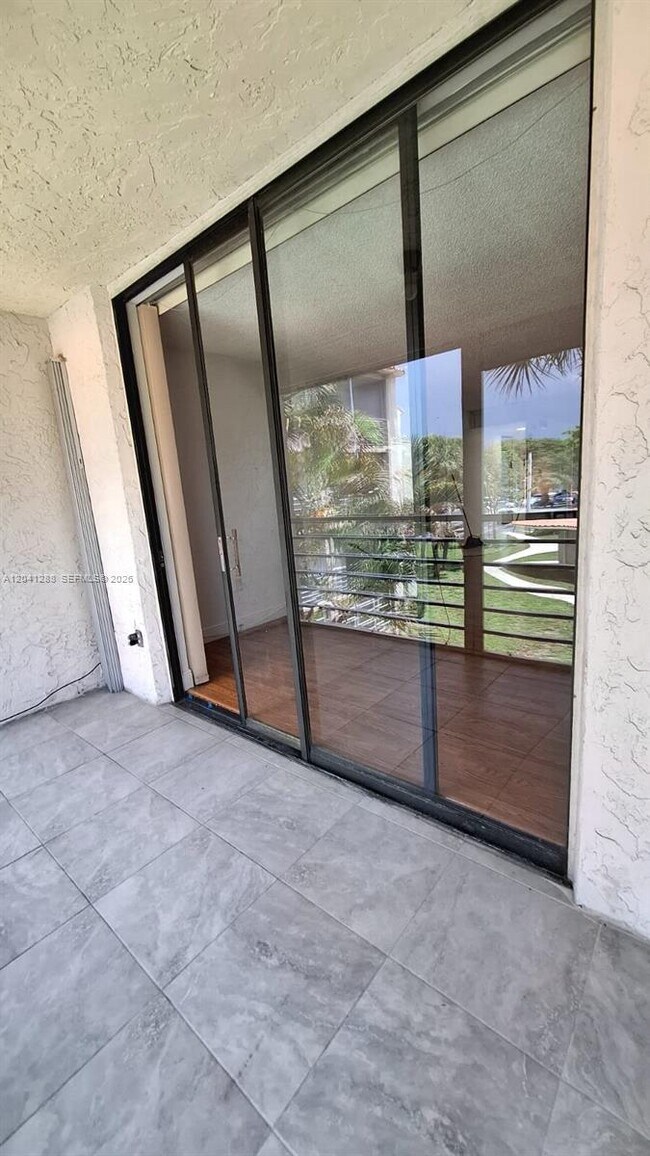 Building Photo - 1830 SW 81st Ave