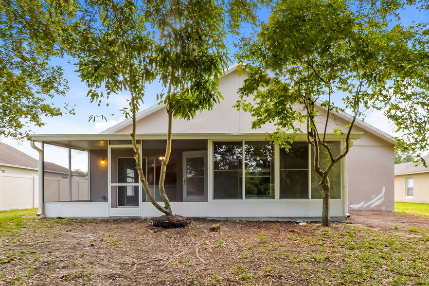 Building Photo - 3949 Hillingdon Rd
