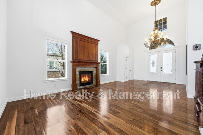 Building Photo - 14325 N Santa Fe St