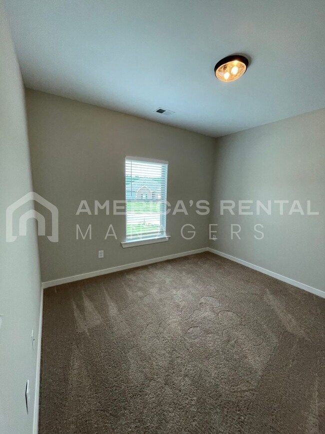 Building Photo - Home for Rent in the Vance/Brookwood, AL area!!! View with 48 Hours Notice!