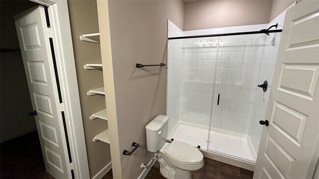 Building Photo - 9832 Grosbeak Ln