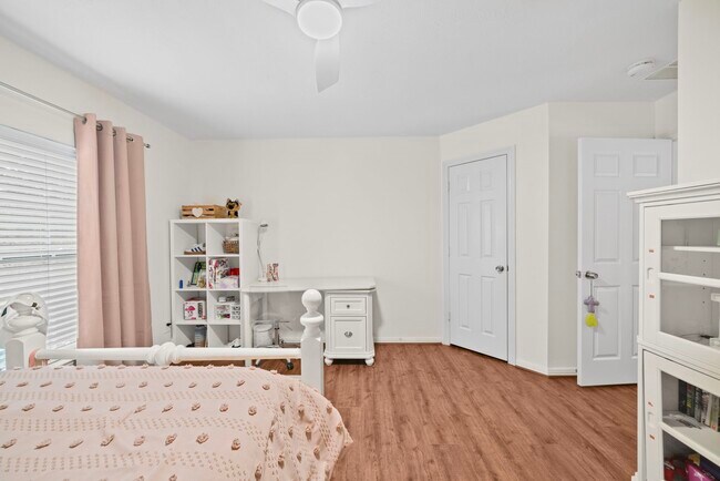 Building Photo - 22406 Kendall Shay Ct