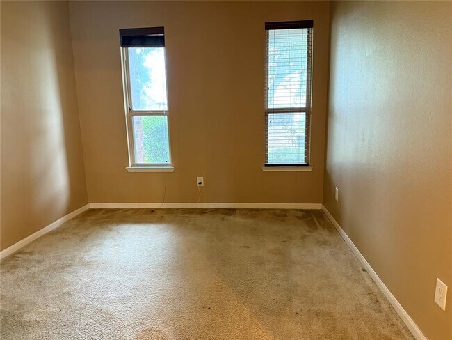 Building Photo - 24018 Buffalo Cove Ln