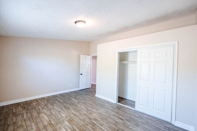 Building Photo - 16021 Wichita Rd