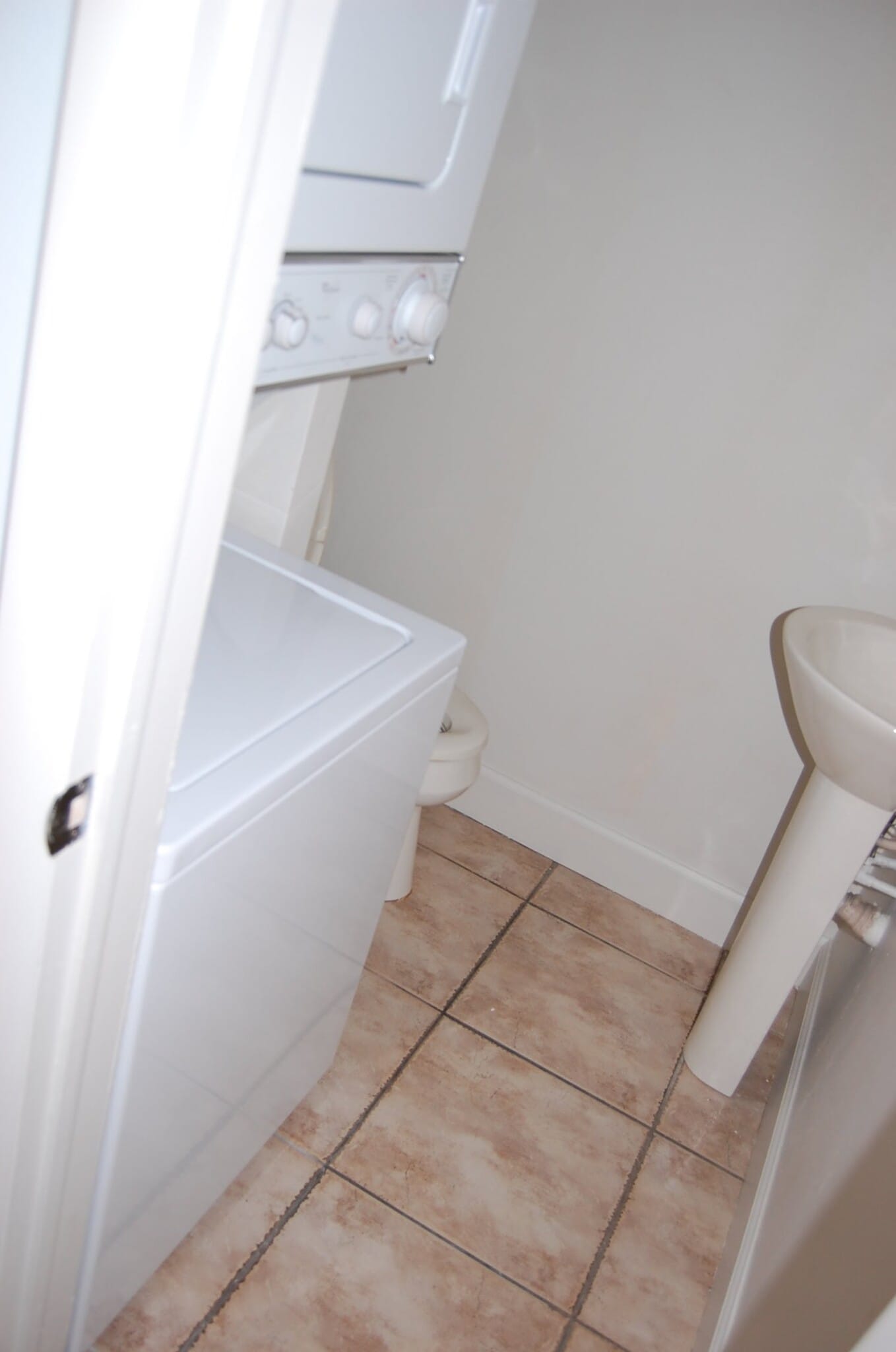 washer/dryer - 4013 N Ocean Dr