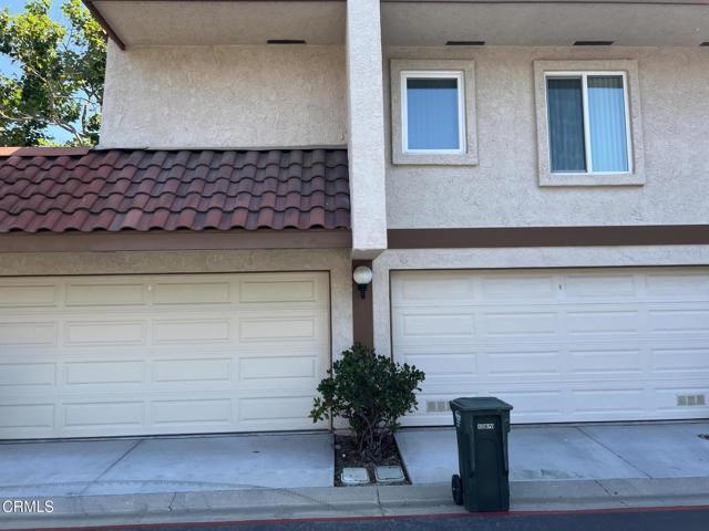 Building Photo - 736 Thoreau Ln