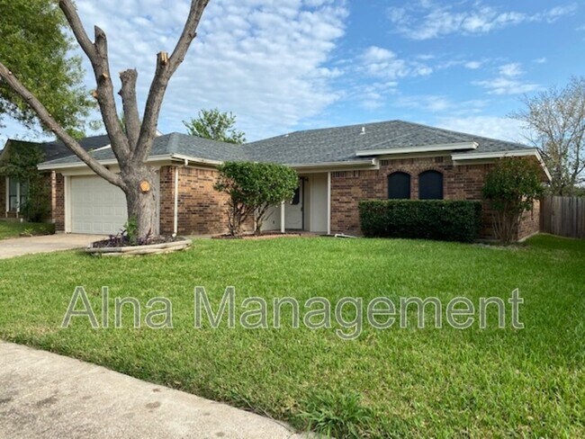 Building Photo - 6461 Whitehurst Dr