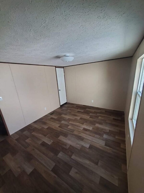 Building Photo - 58 Haney Park