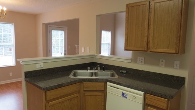 Building Photo - Welcome to the "Hello Sunny 3 Bedroom / 3 ...