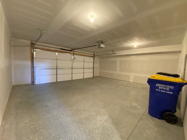 Building Photo - $2,350 | 3 Bedroom, 2.5 Bathroom Town Home...