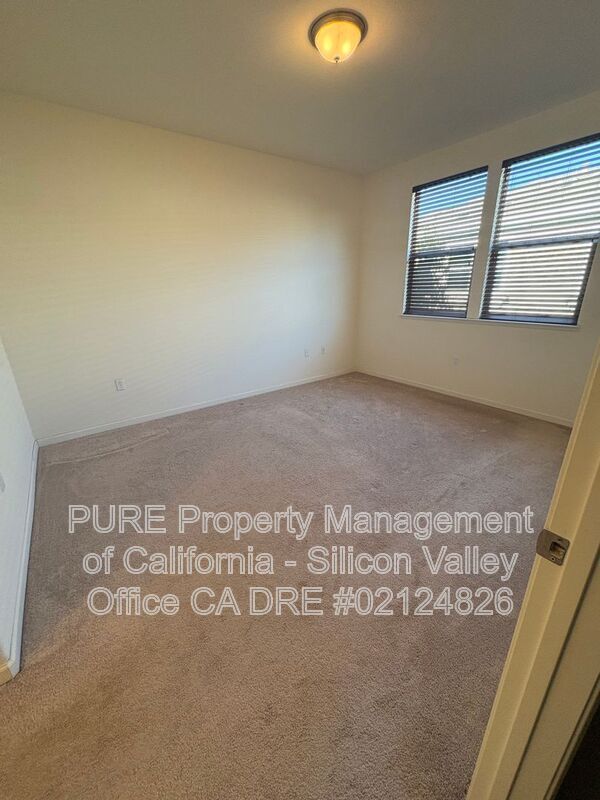 Building Photo - 2712 Ferrara Cir