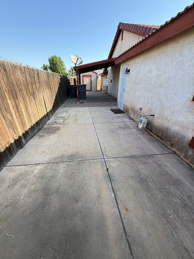 Building Photo - 4212 Cyclone Dr