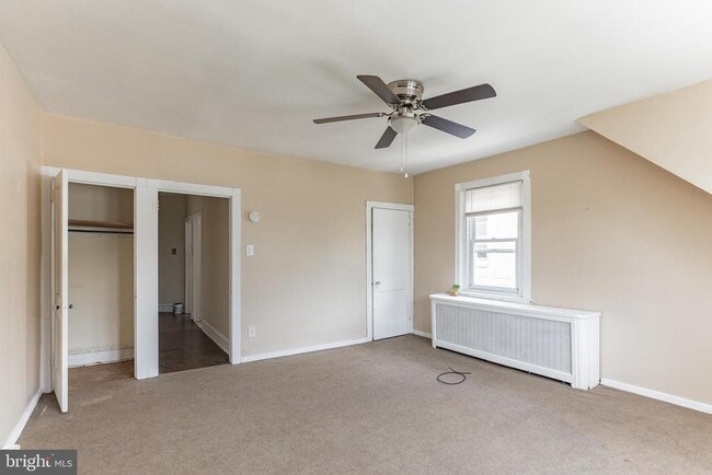 Building Photo - 4812 E Roosevelt Blvd