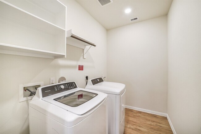 Building Photo - 23415 Peareson Bend Ln