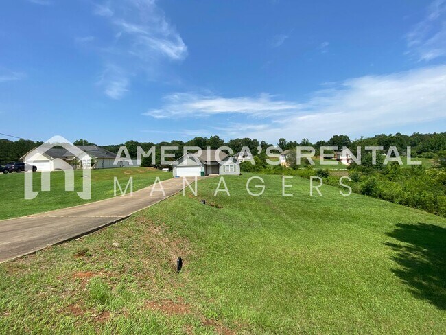 Building Photo - 1475 Beardens Farm Rd