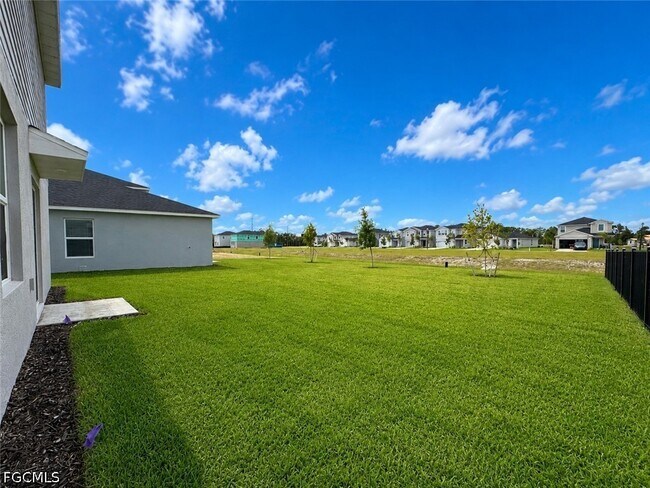 Building Photo - 11827 Cloverly Ln