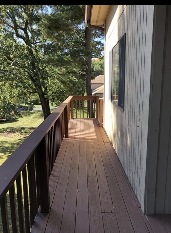 Building Photo - 306 Trailside Way