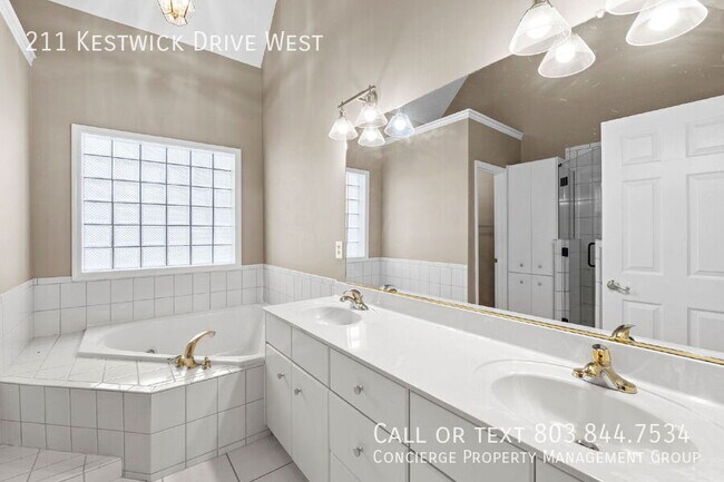 Building Photo - 211 Kestwick Dr W