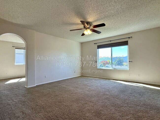 Building Photo - 965 Piros Dr