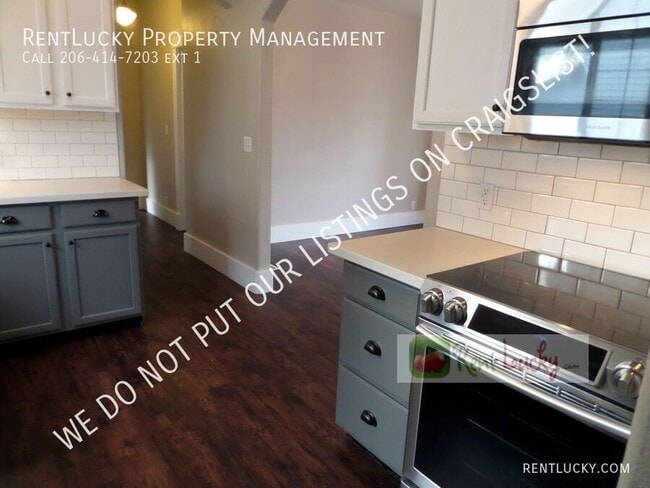 Building Photo - 821 23rd Ave