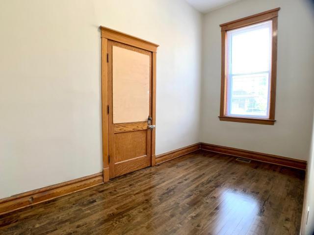 Building Photo - 3 bedroom in Chicago IL 60623