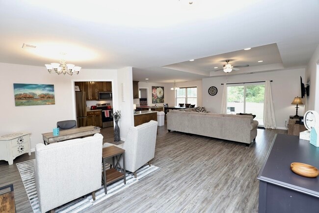 Building Photo - 4415 Patriot Pkwy