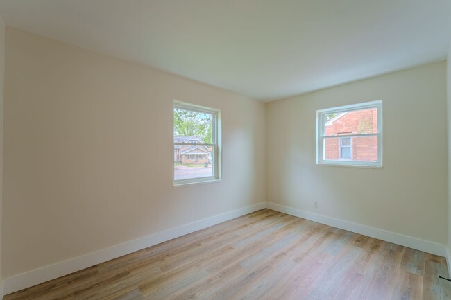 Building Photo - Charming 2-Bedroom Home in Dayton's Belmon...