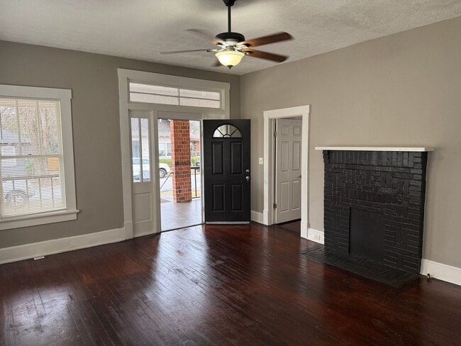 Building Photo - **AVAILABLE NOW**TOTAL ELECTRIC - 2 Bedroom / 2 Bathroom Home in Jordan/Johnson area of Columbus,...