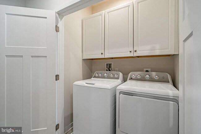 Building Photo - 74 Glory Maple Ln