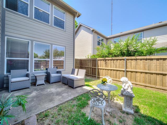 Building Photo - 7120 Wind Row Dr