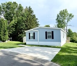 Building Photo - 9345 White Pine Ct