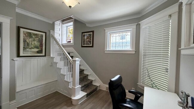 Building Photo - 500 Barrett St