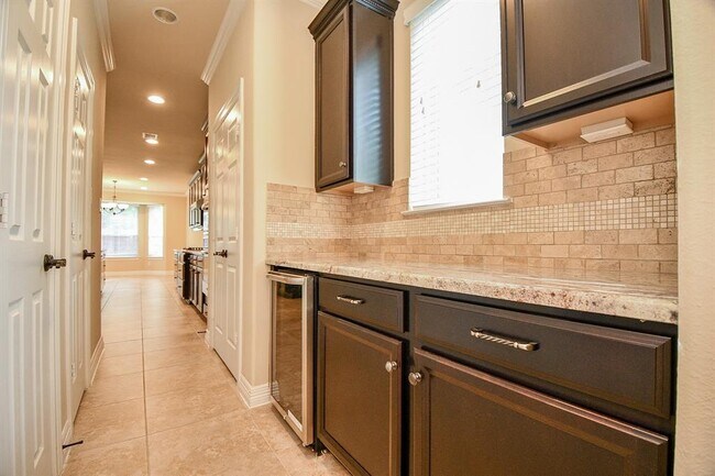 Building Photo - 5551 Mangrove Creek Ln