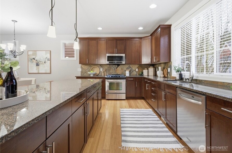 Building Photo - 12325 NE 86th Way