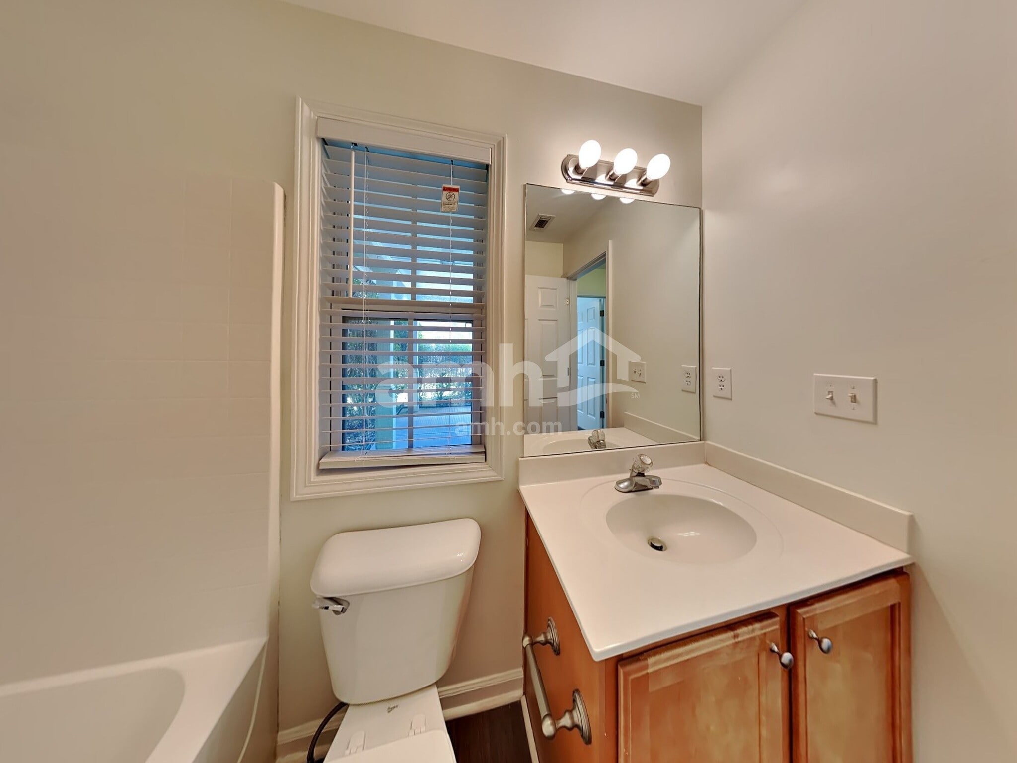 Building Photo - 6250 Mulberry Park Dr