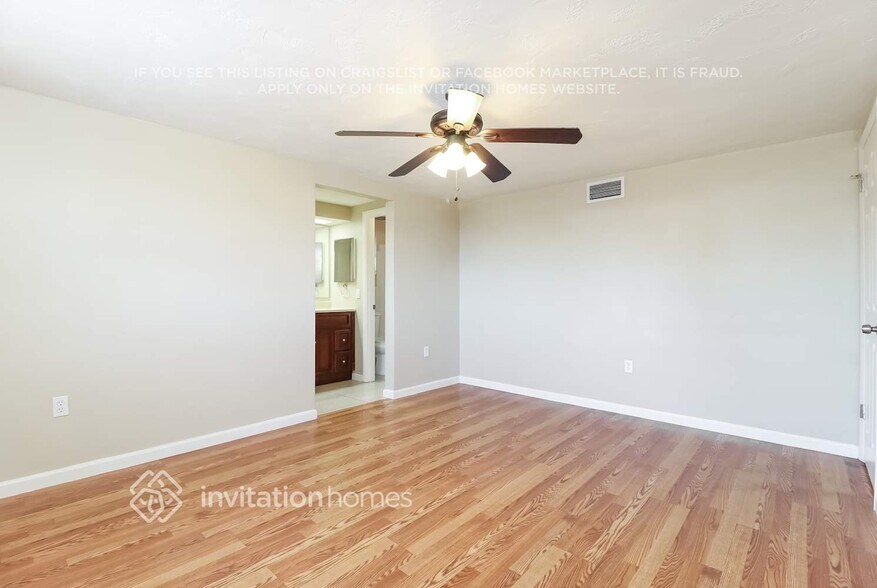 Building Photo - 5626 Moog Rd