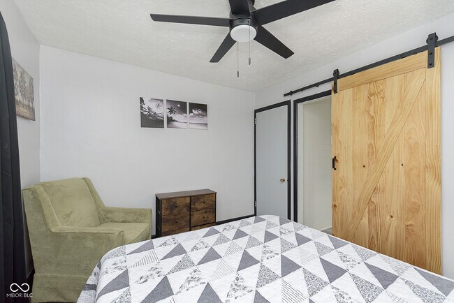 Building Photo - 5348 Winthrop Ave